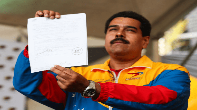 Se cumplen 11 años de inscripción del jefe de Estado como candidato presidencial