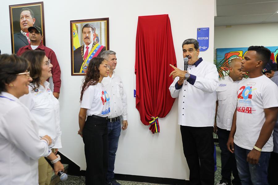 Presidente Maduro inauguró sede de la UBV en el estado Zulia