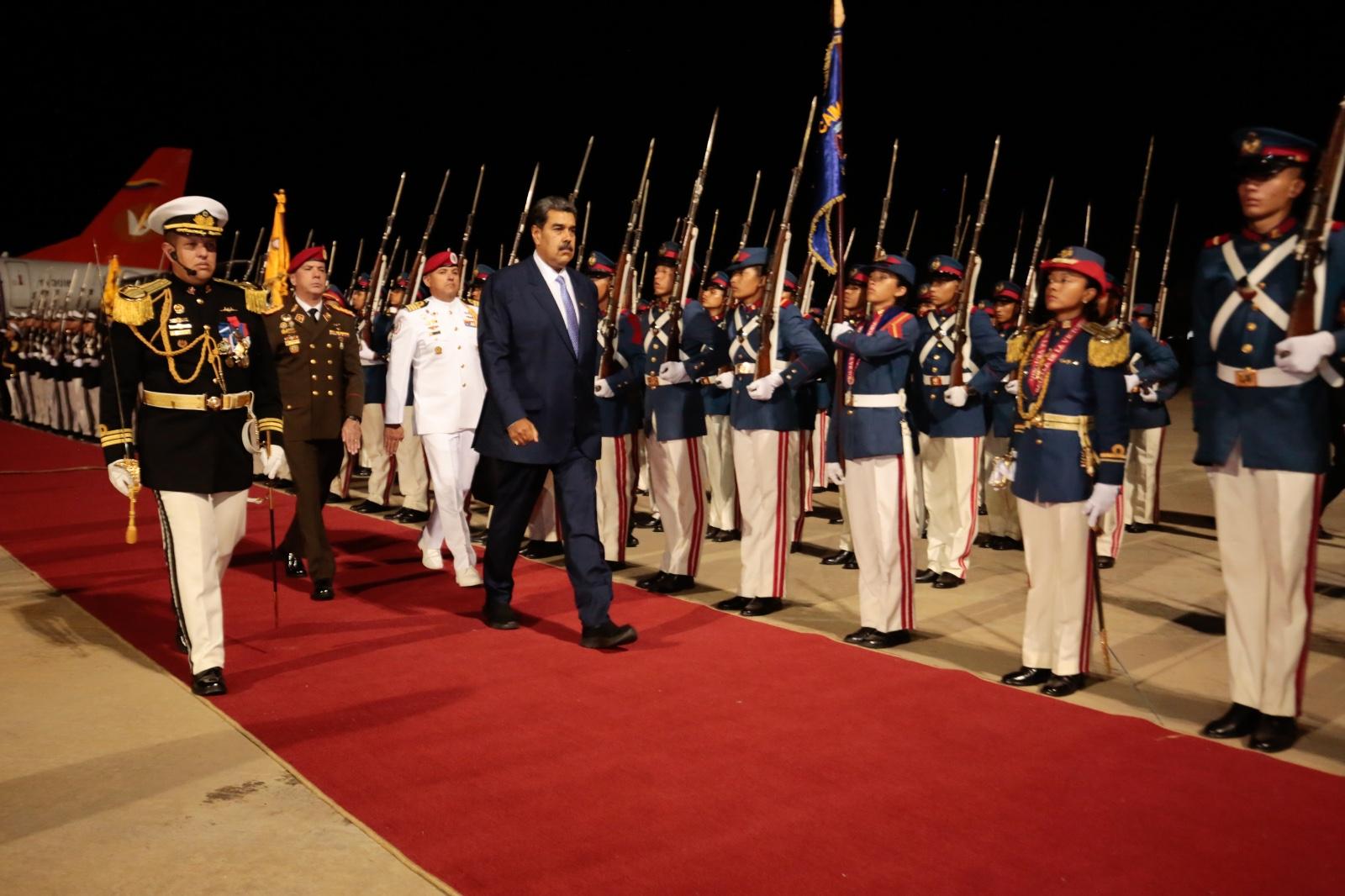 Presidente Maduro arribó a Venezuela tras participar en histórica y exitosa cumbre CELAC