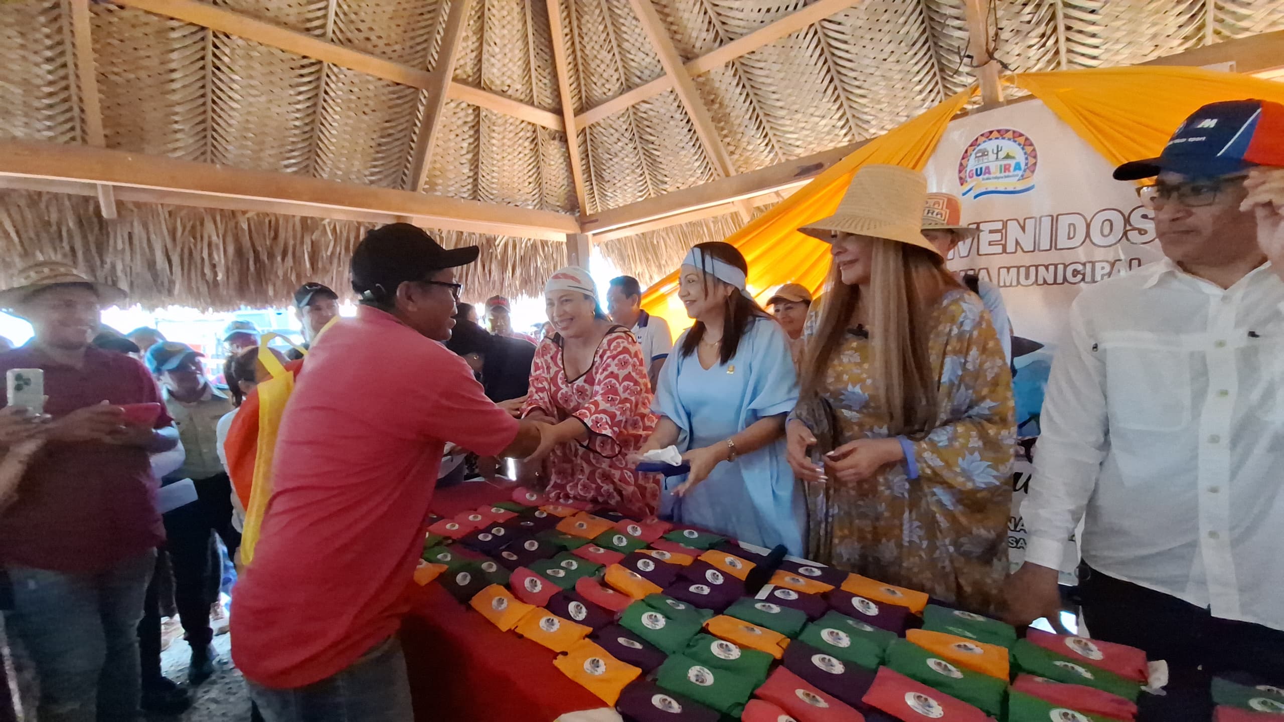 Zulia: Programa «Vista a la Guajira» entregó 532 lentes correctivos
