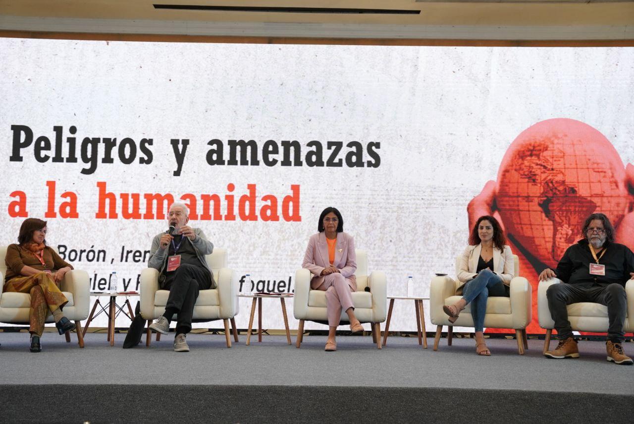 Atilio Borón: presencia en los medios es fundamental para combatir al imperialismo
