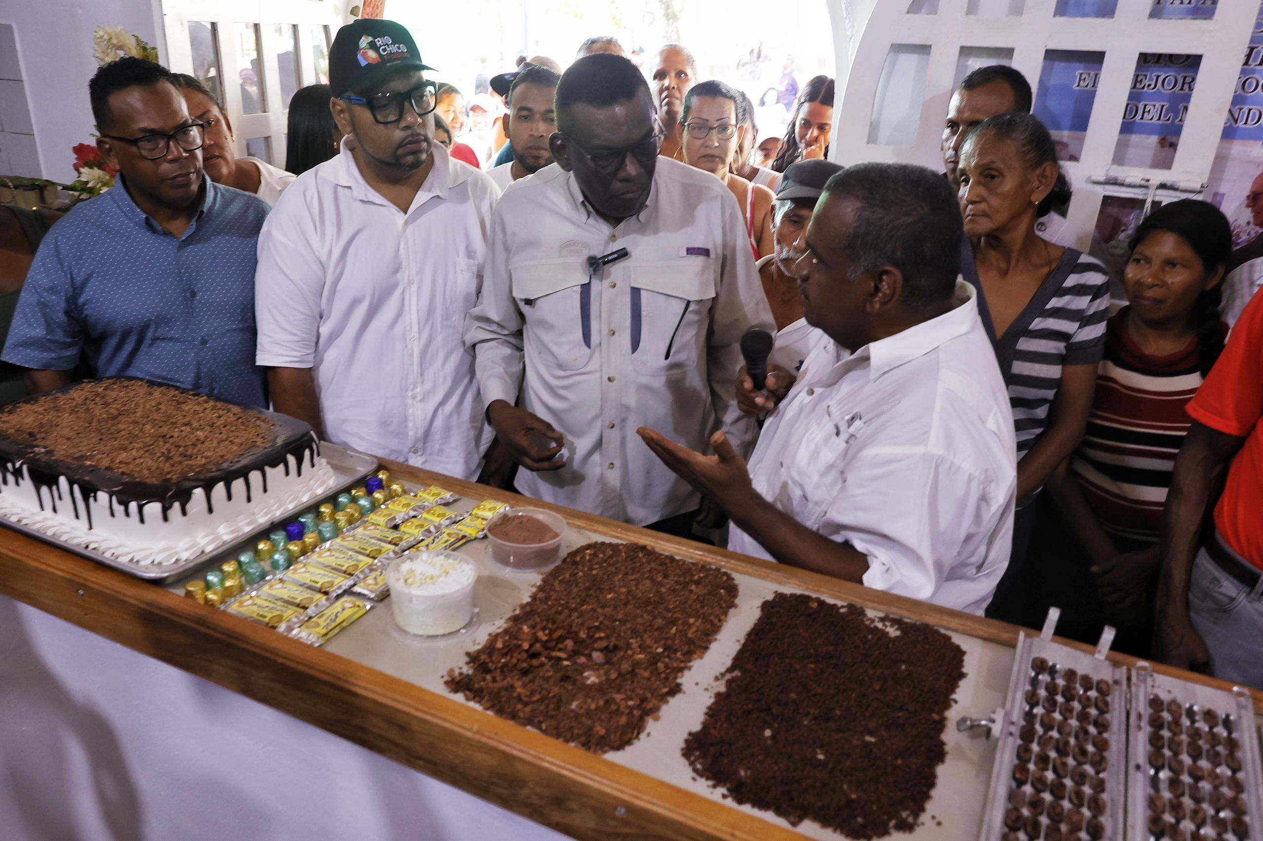 Alcaldía de Río Chico inauguró escuela para productores de cacao