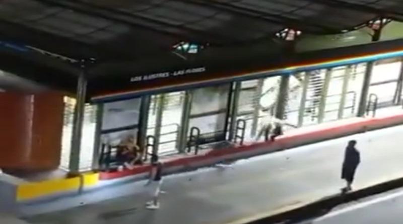 Sectores fascistas destruyen instalaciones remodeladas del Bus Caracas
