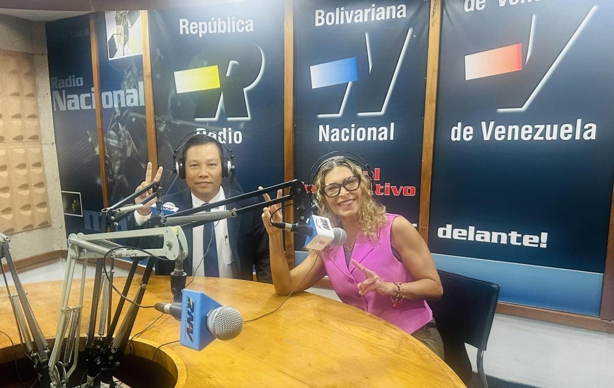 Embajador de Vietnam pidió a Radio Venezuela y VOV impulsar la cooperación