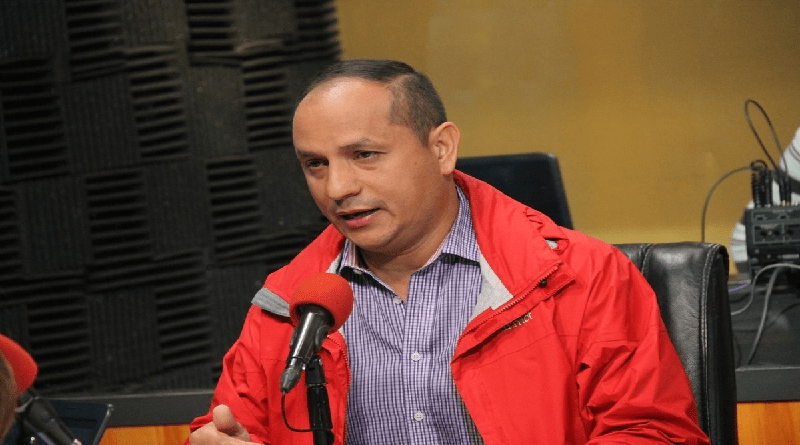 Ministro Velásquez Araguayán rechaza campaña de la DEA para criminalizar a Conviasa