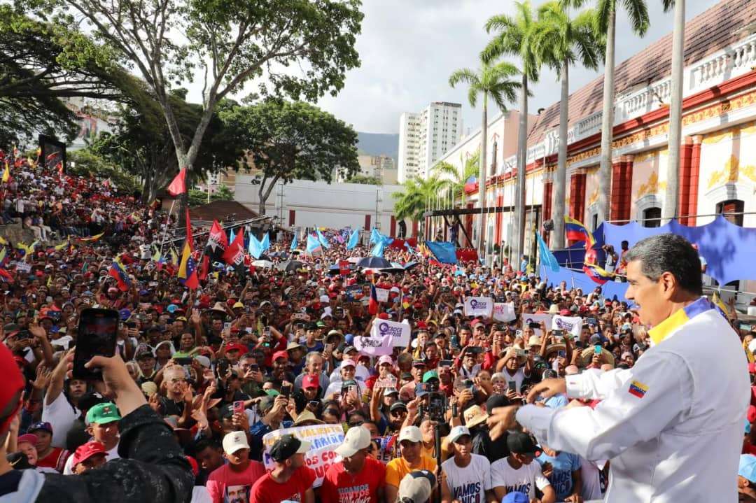 Presidente Maduro: Venezuela está en paz y nadie le impondrá escenarios golpistas