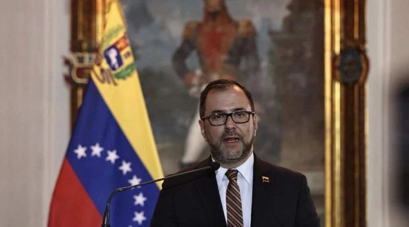 Canciller Gil cuestiona actitud pusilánime de su homólogo colombiano