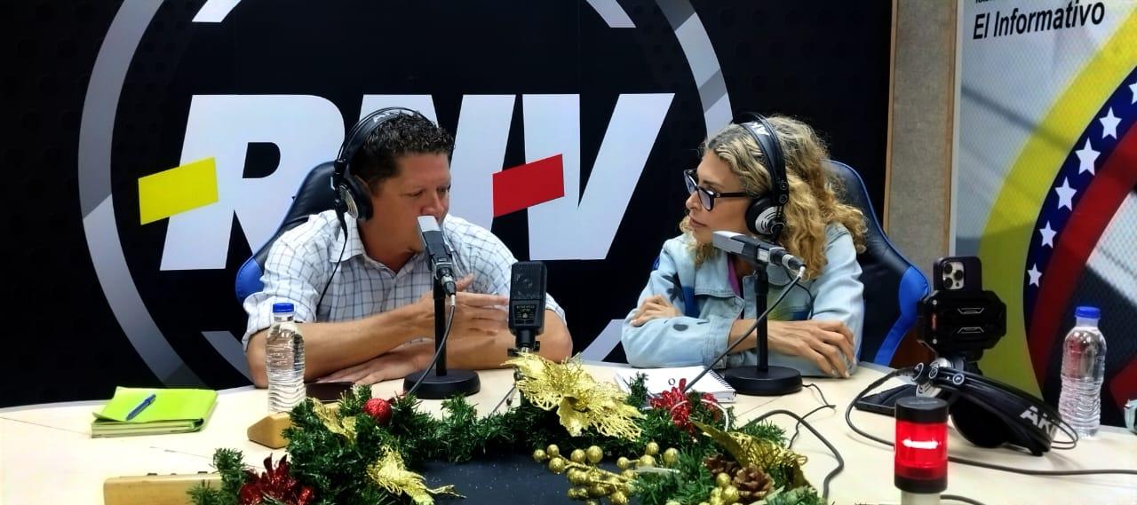 «Construyendo desde las Bases: Hacia una Nueva Narrativa que Promueva la Pluralidad y el Entendimiento Comunitario»