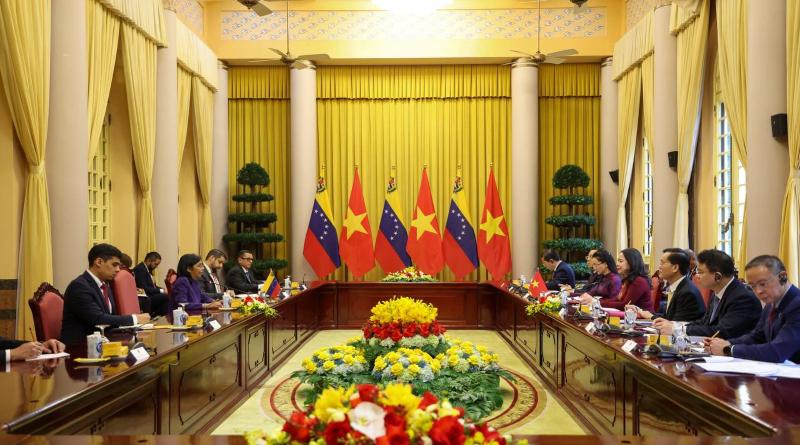 Vicepresidenta Rodríguez se reunió con su homóloga de Vietnam para fortalecer ámbitos productivos