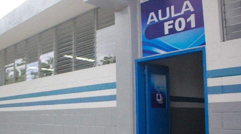 Estudiantes se benefician con renovación de la UNEFM en Coro