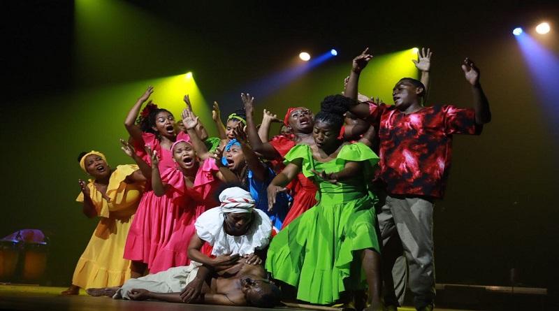 Teatro Negro de Barlovento deslumbra con sus obras a Caracas