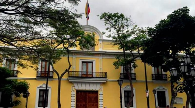 Venezuela denuncia robo de avión de PDVSA por parte del secretario de Estado de EEUU