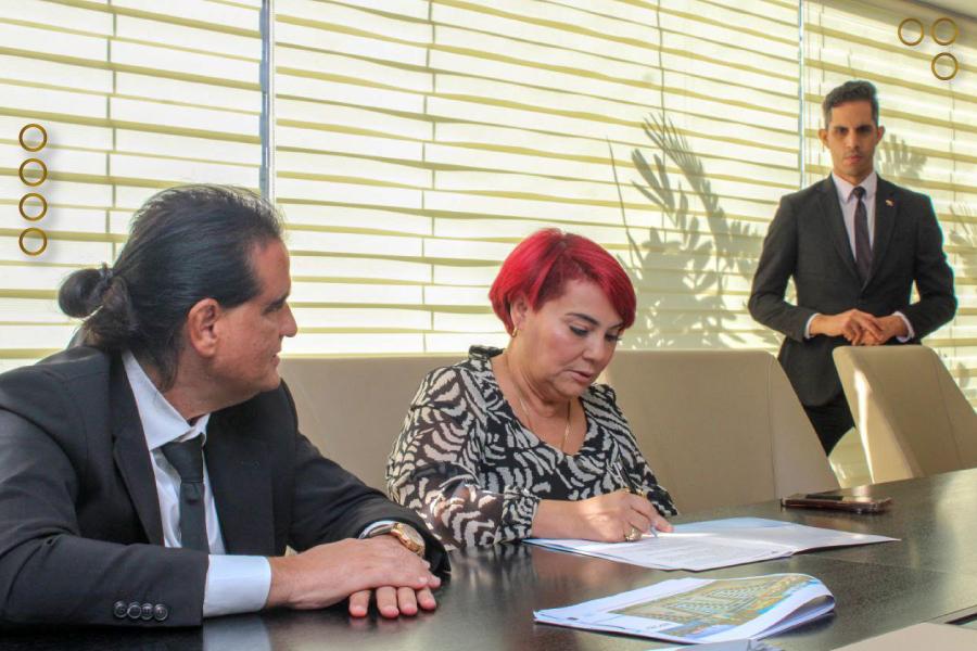 Ministra Leticia Gómez y ministro Alex Saab suscriben acuerdo con inversionistas de Países Bajos en materia de turismo