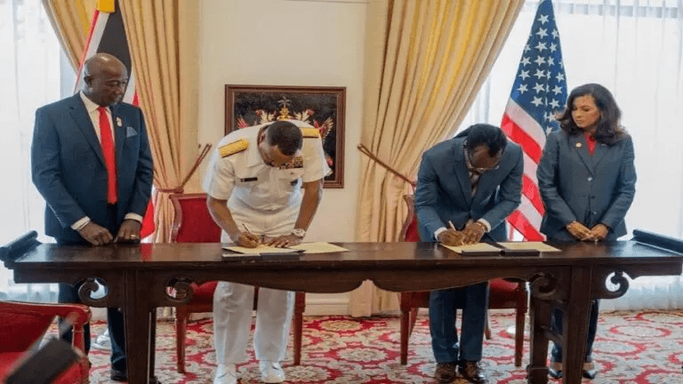 Trinidad y Tobago acuerda con Comando Sur desplegar militares en caso de «conflicto» en Venezuela