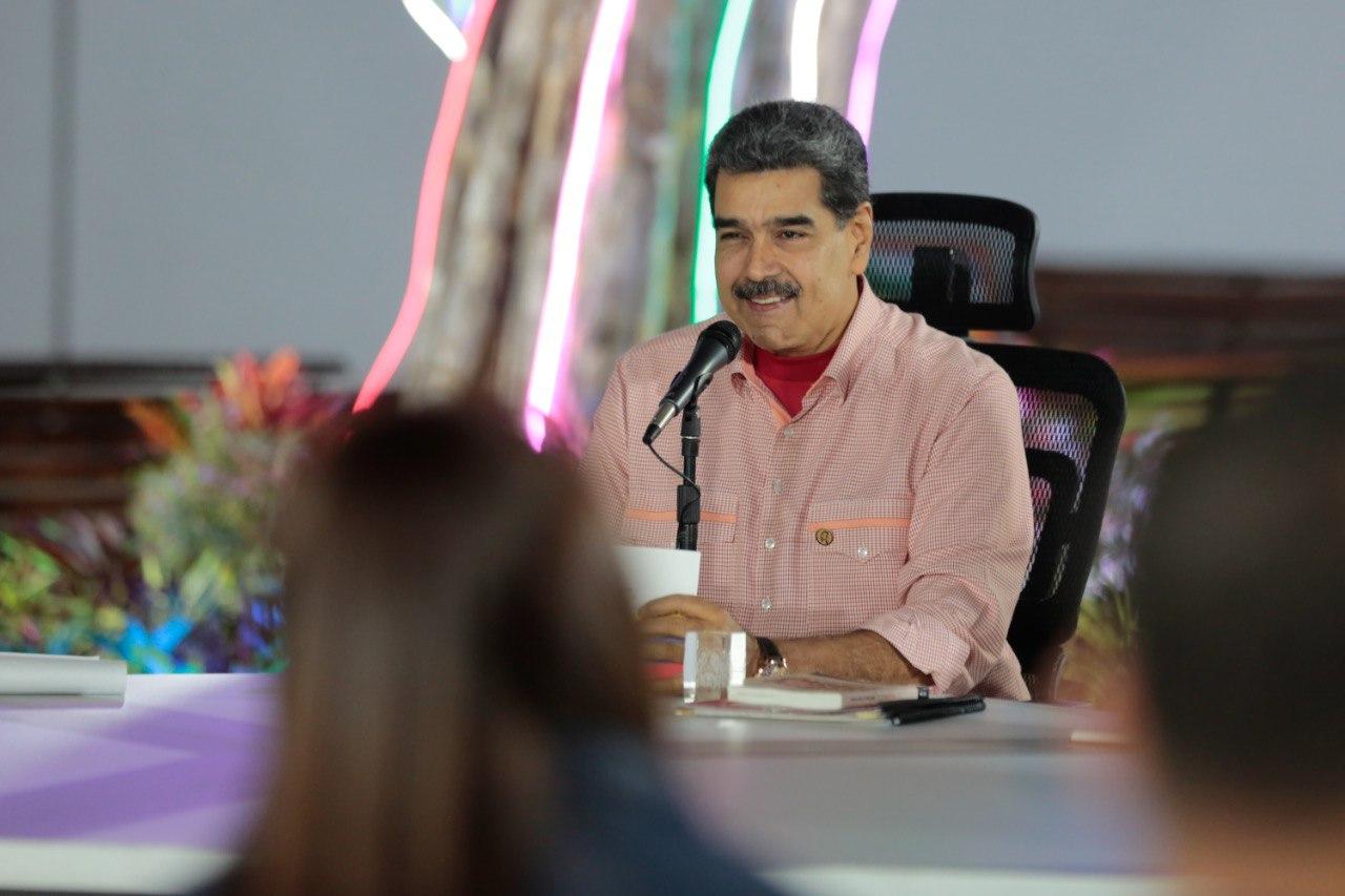 Presidente Nicolás Maduro insta al pueblo a votar por sus Jueces de Paz para fortalecer el Poder Comunal