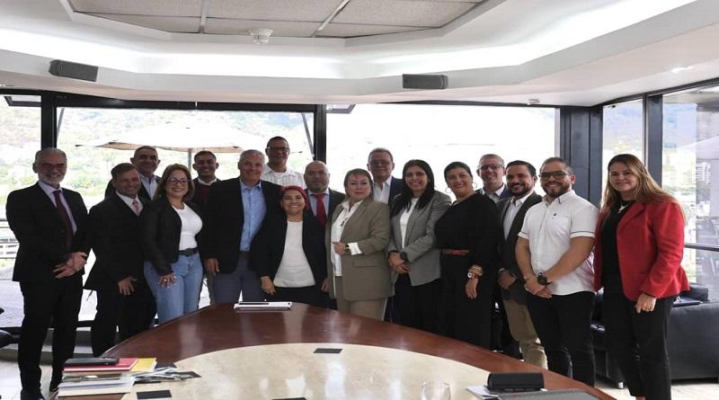 Motor Turismo instala mesa exploratoria para diversificar aparato productivo