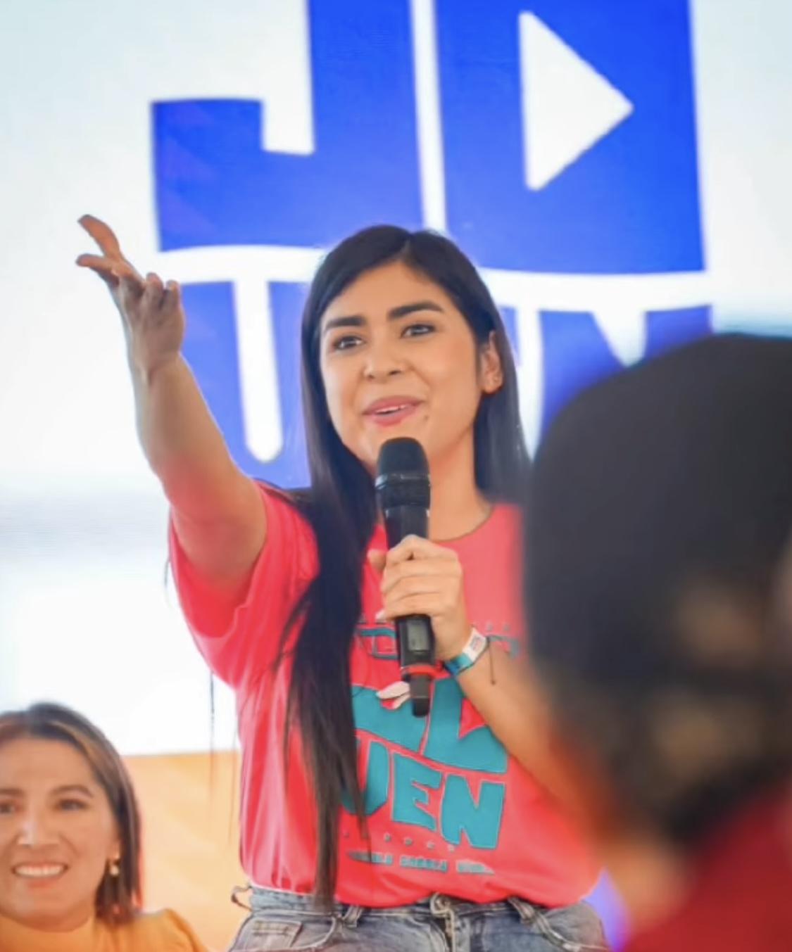Ministra de la Juventud felicitó a RNV por realizar Radiotom I Concurso Nacional de Poesía y Canción Mujer Venezolana