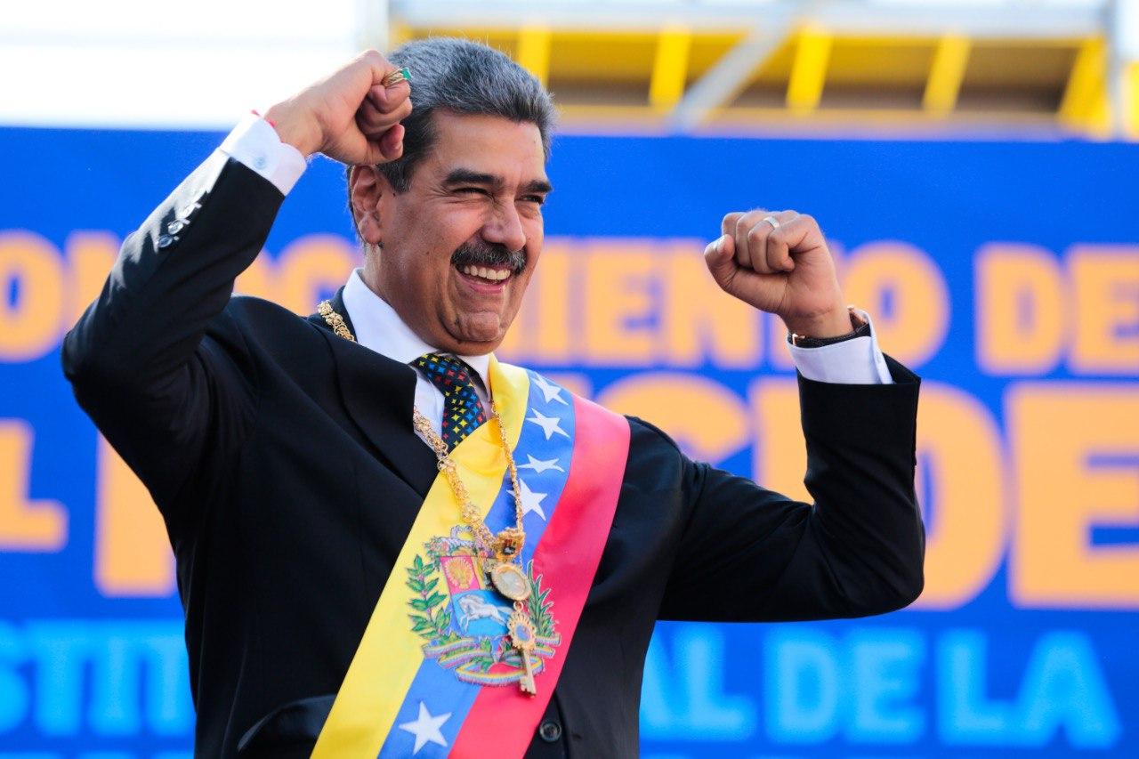 Pueblo de Venezuela respalda con fervor revolucionario la juramentación del presidente Nicolás Maduro