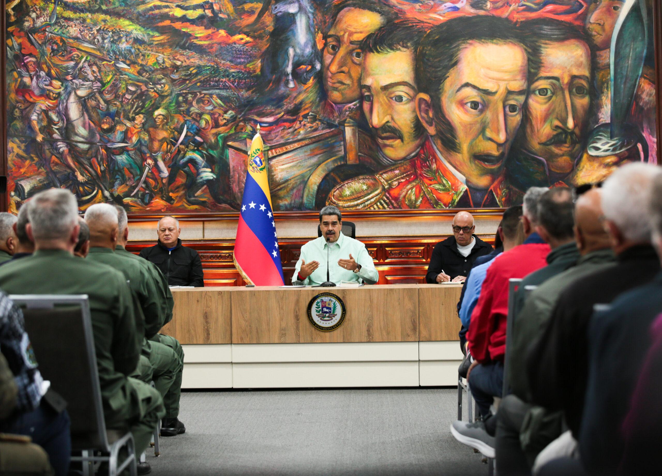 More than 2,000 international guests are already in the country to accompany the Bolivarian Revolution