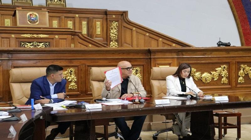 Parliament discusses basic 2025-2026 legislative program
