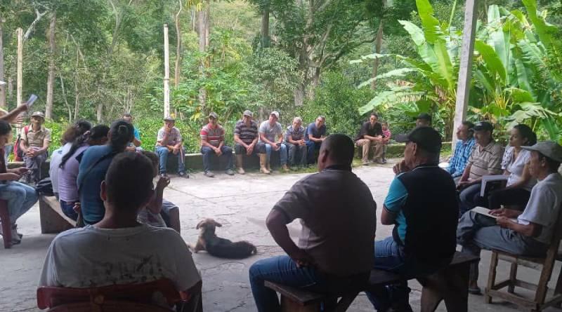Tolda Roja activada en asambleas comunitarias previo a la Consulta Popular del 2-F
