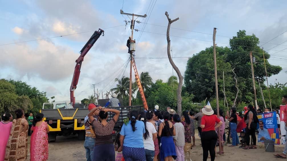 Zulia: Gobierno Bolivariano instala 16 transformadores en 14 comunidades indígenas de Mara
