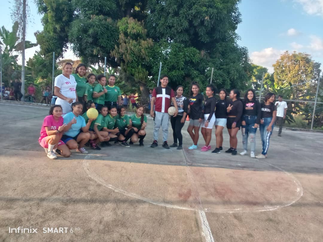 En Bolívar consolidan acciones para beneficiar a las comunidades indígenas