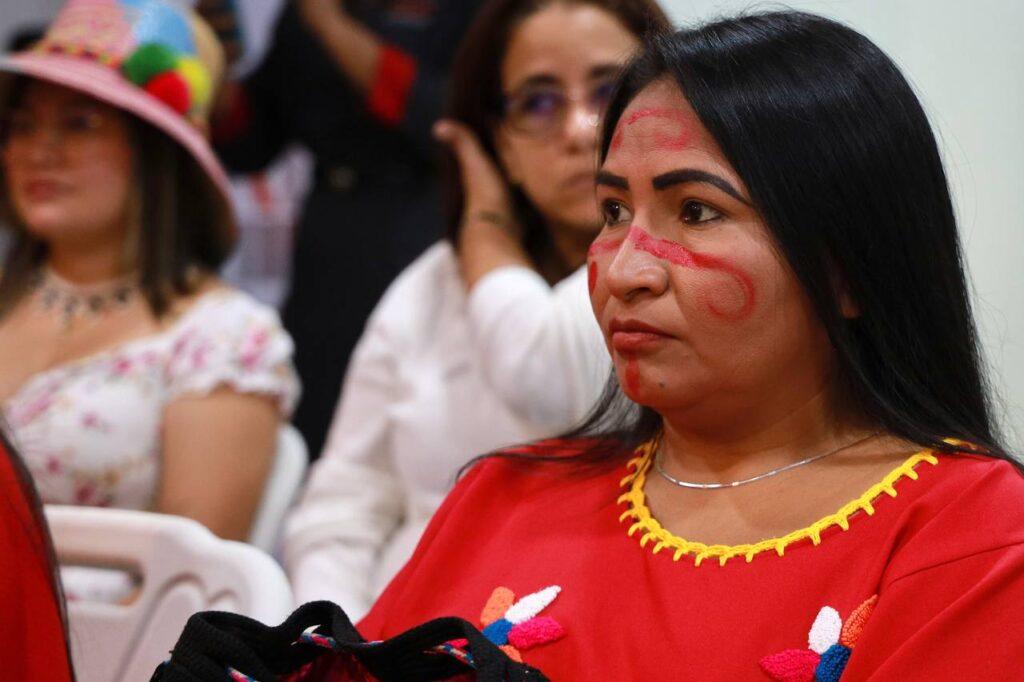 Venezuela honra a Cuauhtémoc: símbolo de resistencia y soberanía mexicana
