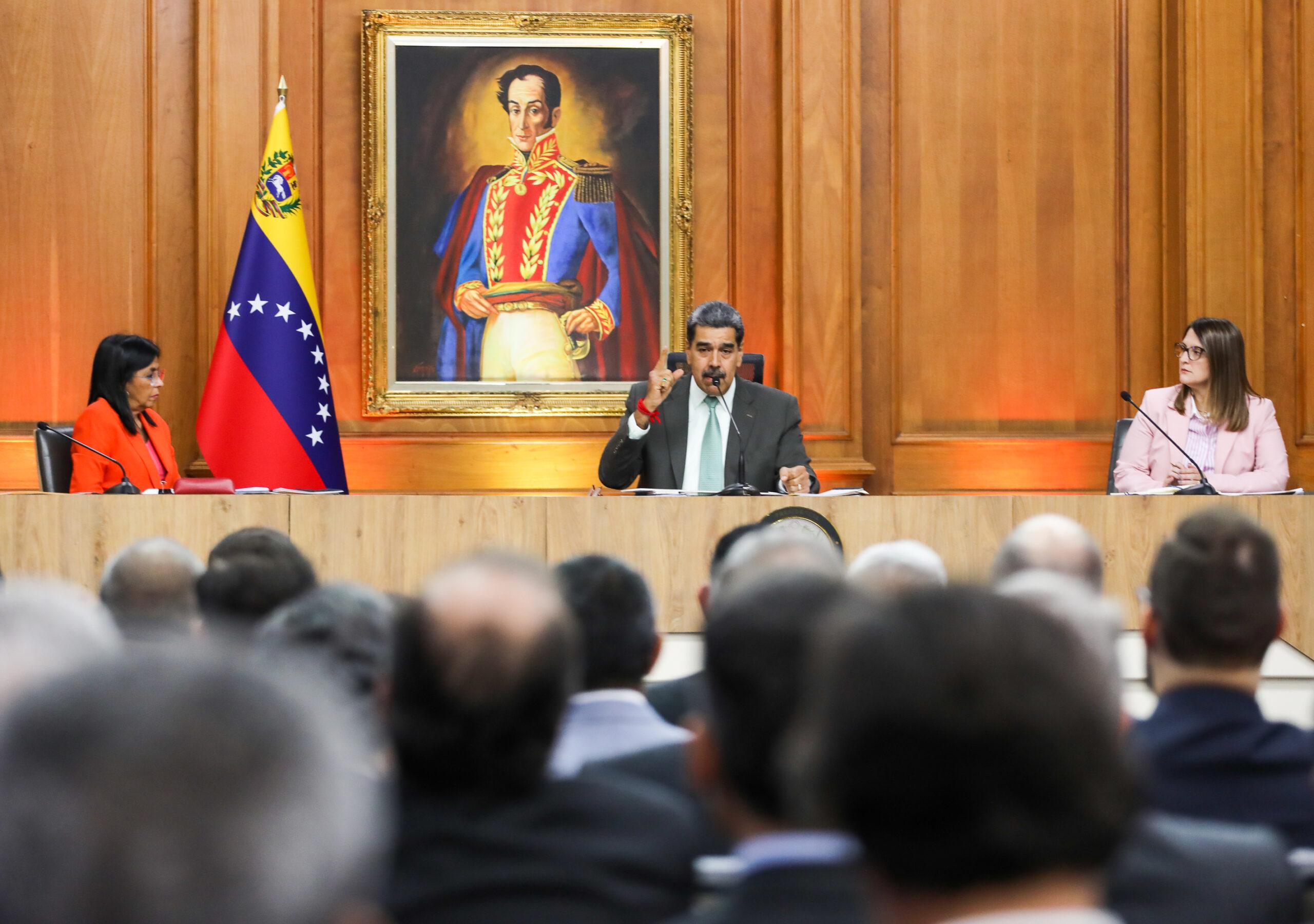 Presidente Nicolás Maduro: Sectores de la ultraderecha pretenden causar daño a la economía para llegar al poder político
