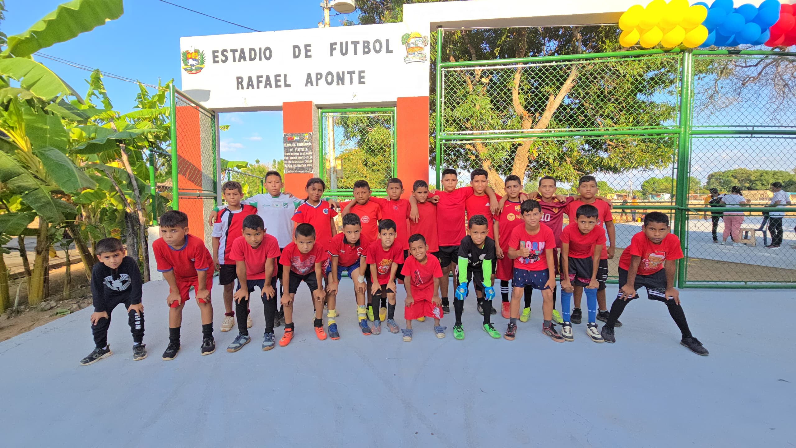 En Zulia rehabilitan espacios deportivos en comunidad indígena Las Parcelas de Mara