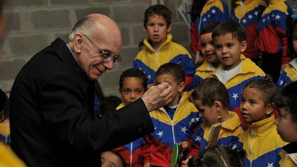 Presidente Maduro honra legado del maestro Abreu