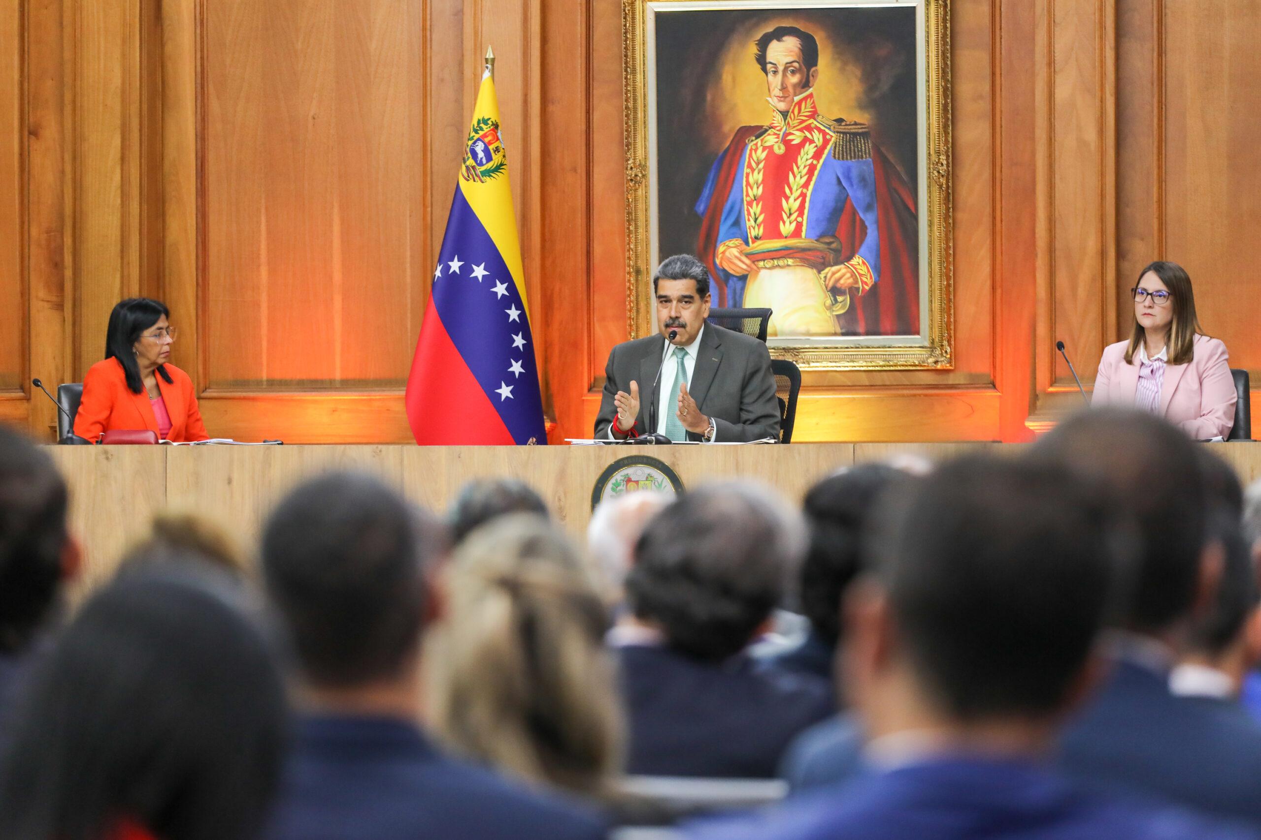 Combatir al dólar de guerra es la clave para mantener estable la economía de la Nación