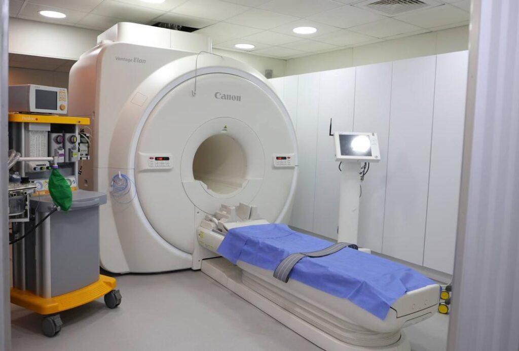 Resonador magnético de la más alta tecnología llega al Instituto Autónomo Hospital Universitario de Caracas