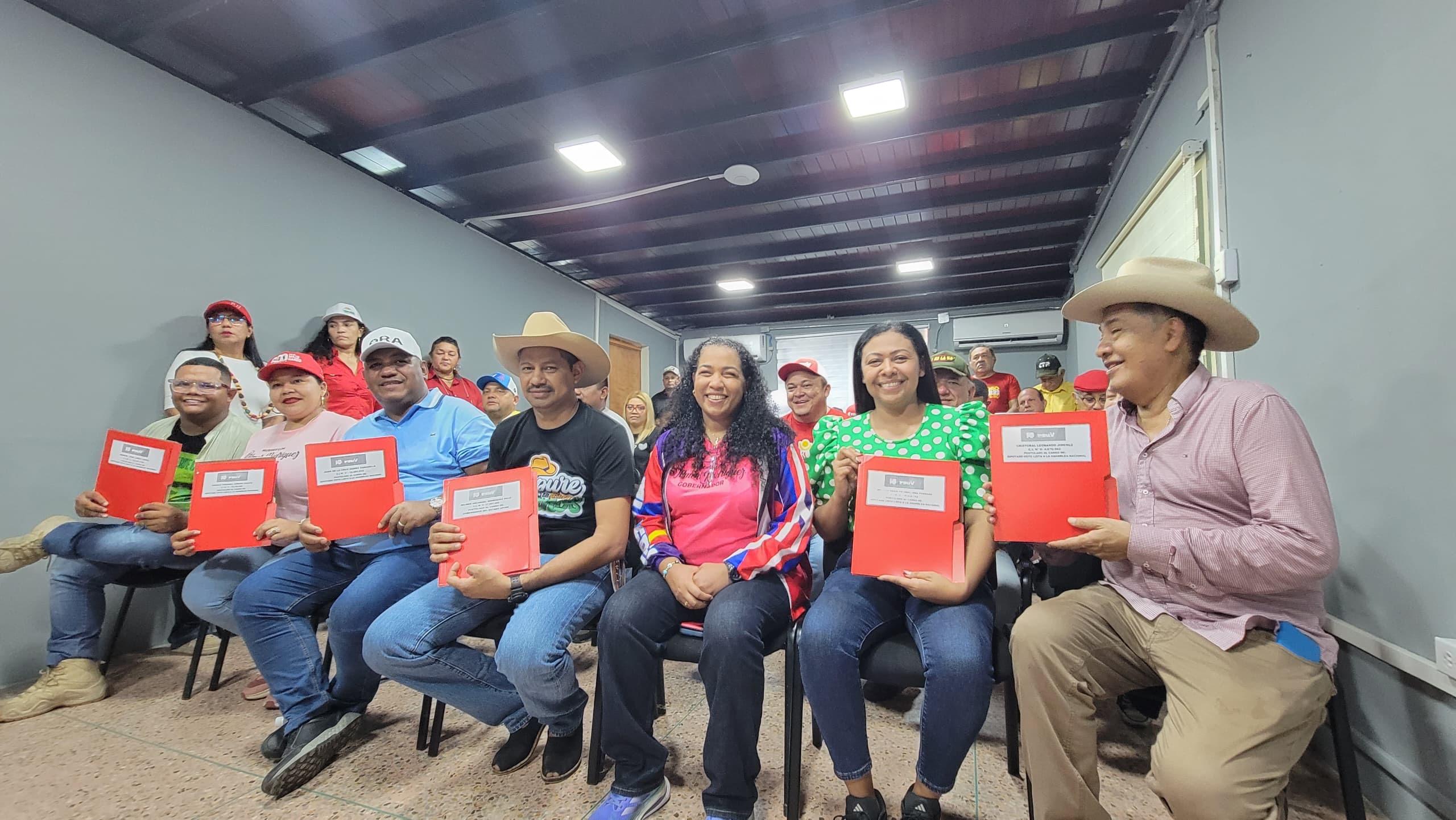 Polo Patriótico Inscribe Candidatos con Masiva Participación Popular