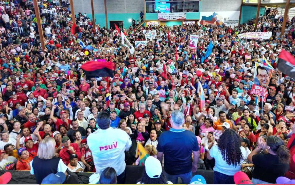 Maduro respalda a candidatos revolucionarios rumbo a elecciones regionales