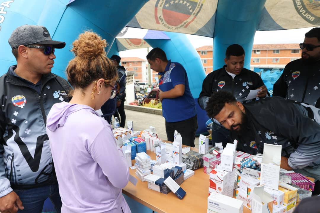Gobierno Bolivariano realizó jornada integral en Filas de Mariche