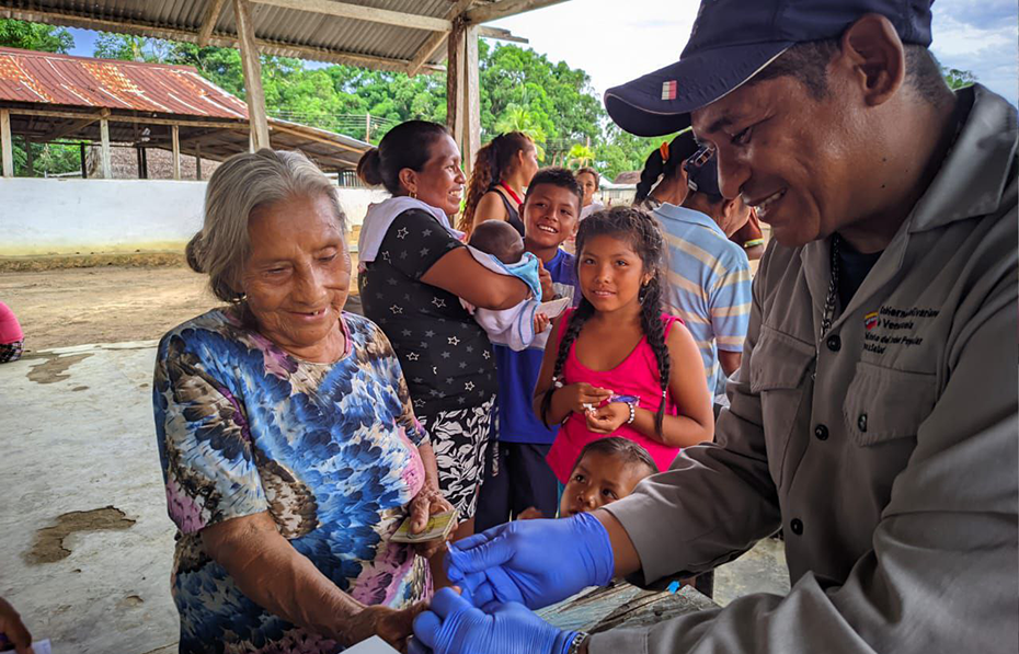 Gobierno Bolivariano Refuerza la Atención Integral de Salud para Comunidades Indígenas en Amazonas