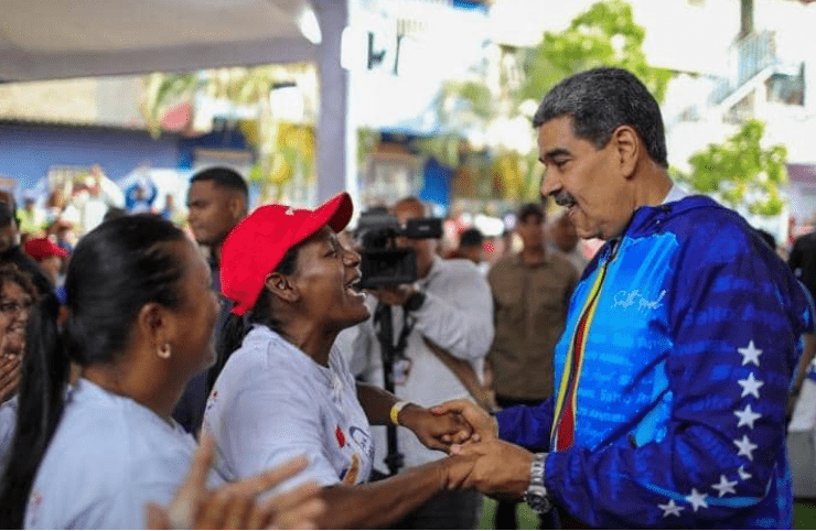 Presidente Maduro: Domingo 27 de abril vecinos decidirán el proyecto de su comunidad