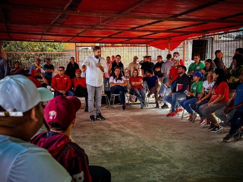 Nicolás Ernesto acompañó asambleas rumbo a Consulta Popular Nacional 2025