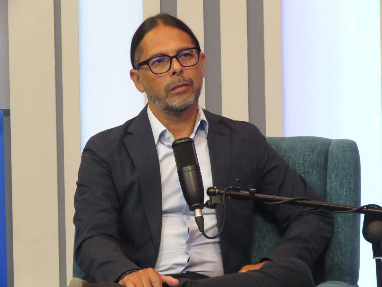 Ministro Ñáñez: La adolescencia y la tecnología son temas que nos convocan a todos