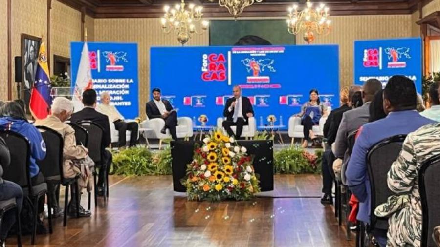 Caracas hosts seminar on criminalization of migration and migrants Human Rights