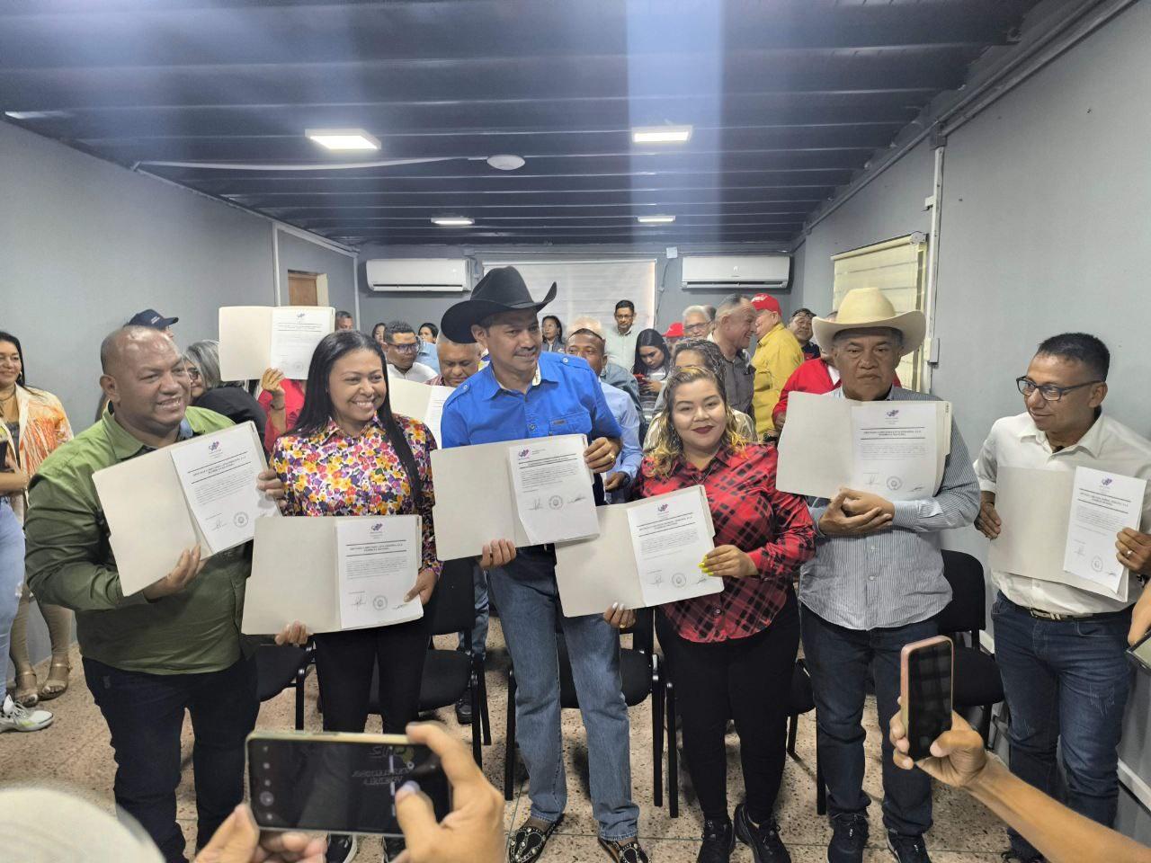 En una Gran celebración Wilmer Rodríguez recibió credencial como Gobernador de Apure