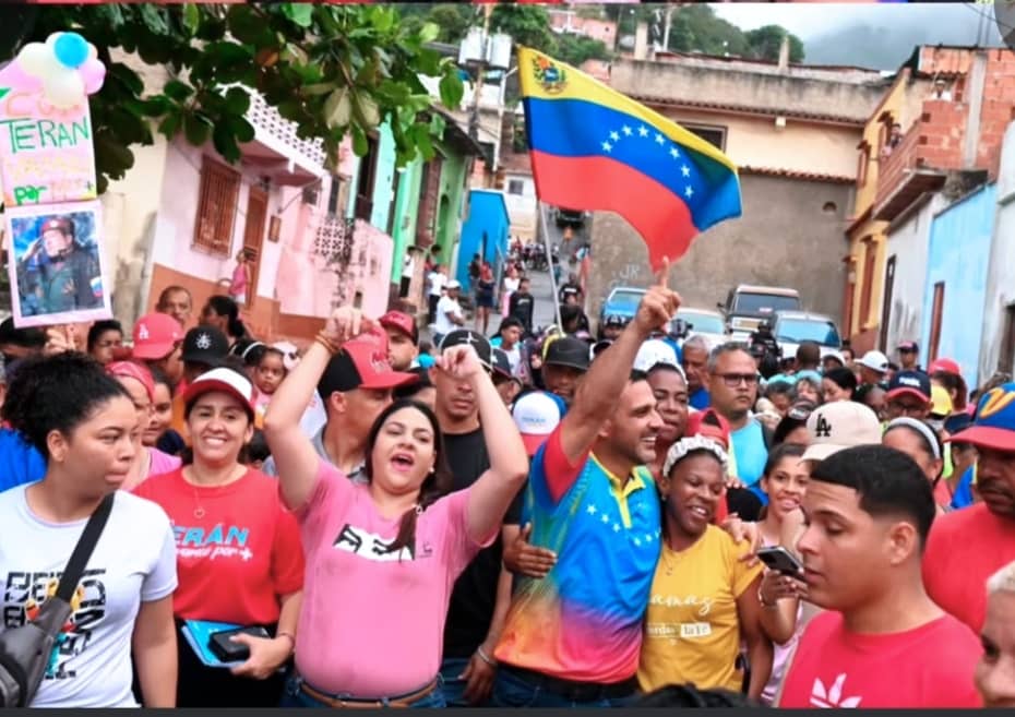 Terán recorre La Guaira para construir mapas de sueños