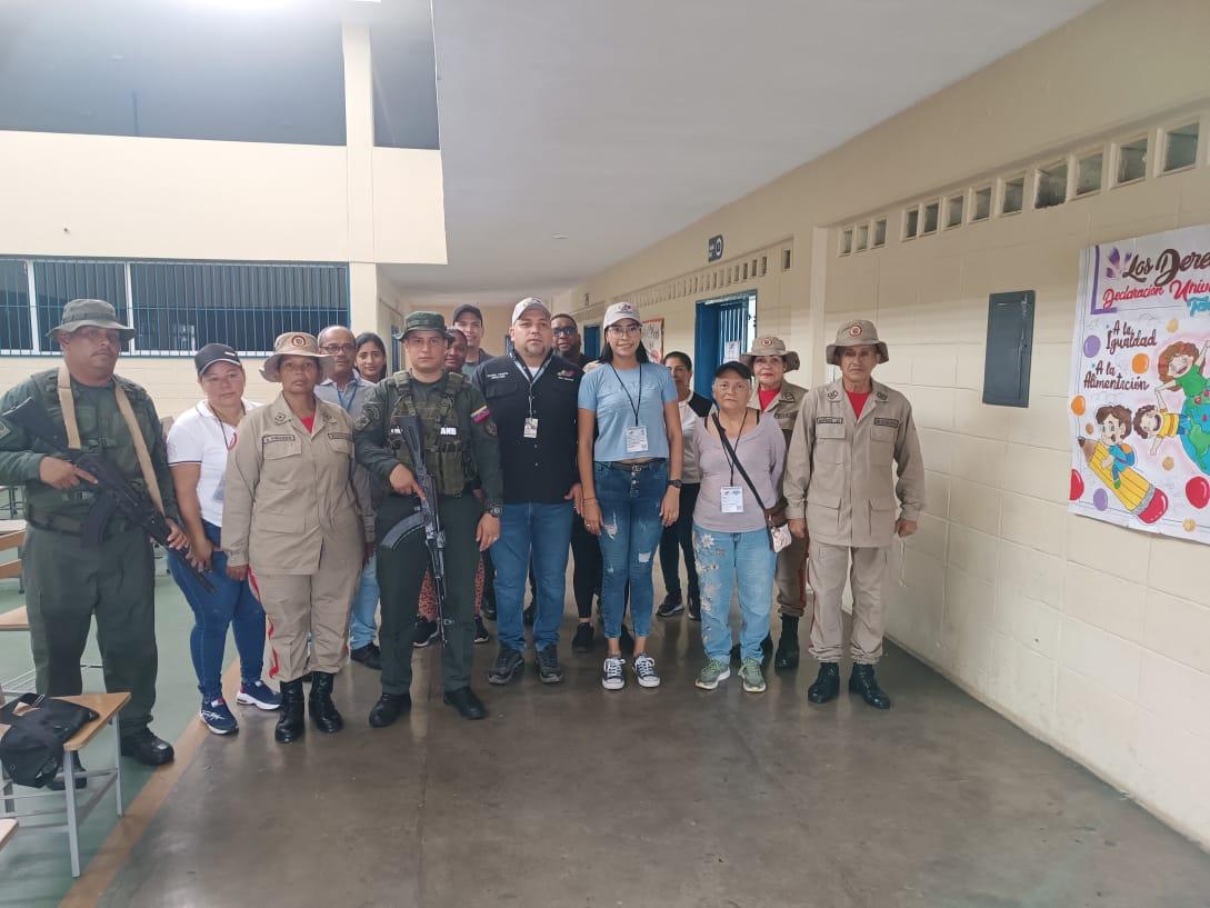 Instalados al 100 % los centros de votación en Bolívar y la Guayana Esequiba para histórico proceso electoral