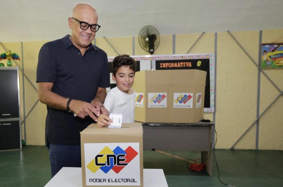 Coordinador de Campaña Ven 25+ destaca afluencia y total normalidad en simulacro electoral
