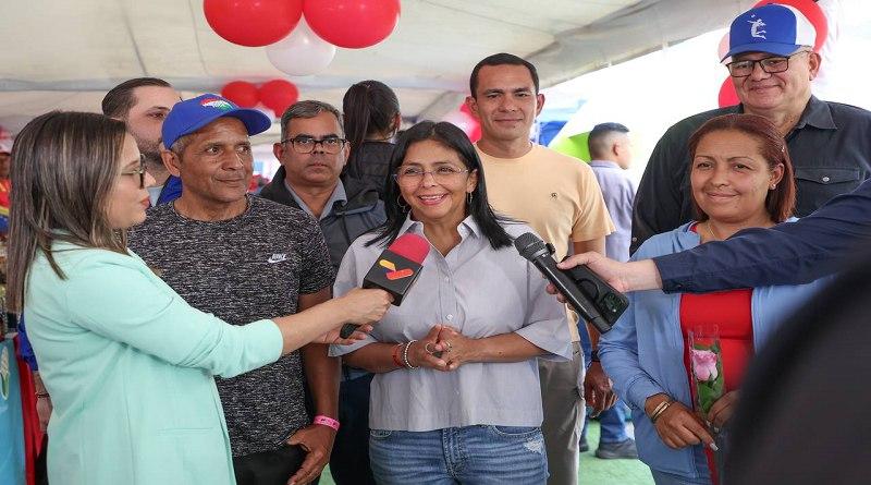 Delcy Rodríguez: Simulacro electoral realza la democracia participativa del pueblo