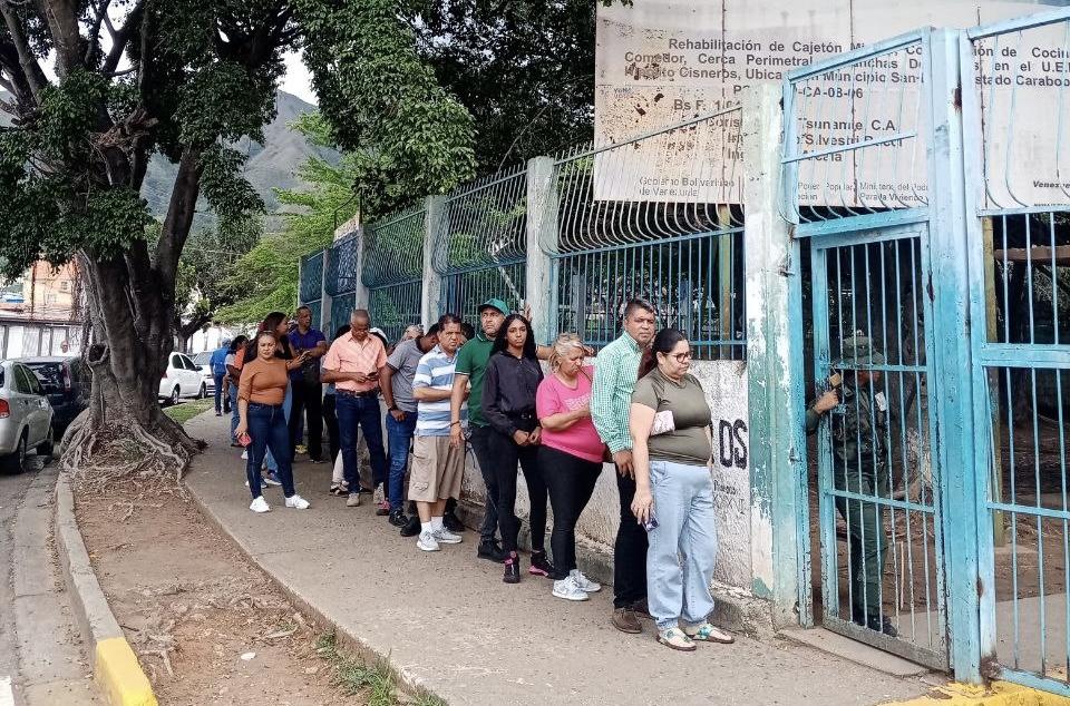 Amplia participación del pueblo carabobeño se apreció durante Simulacro Electoral 2025‎