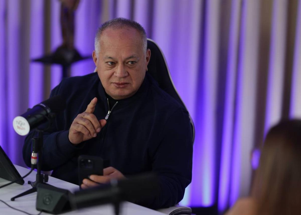 Global Ridicule! Machado paid to spread false information in media