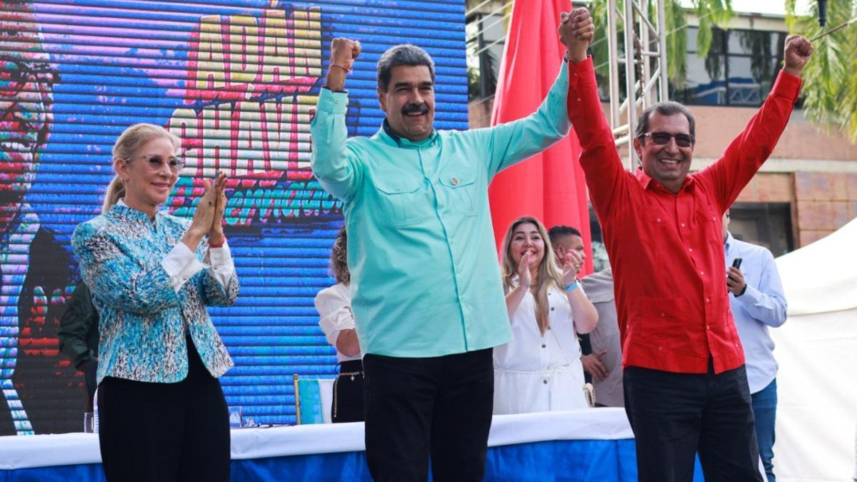 Primera Dama Cilia Flores: Barinas derrotó al fascismo
