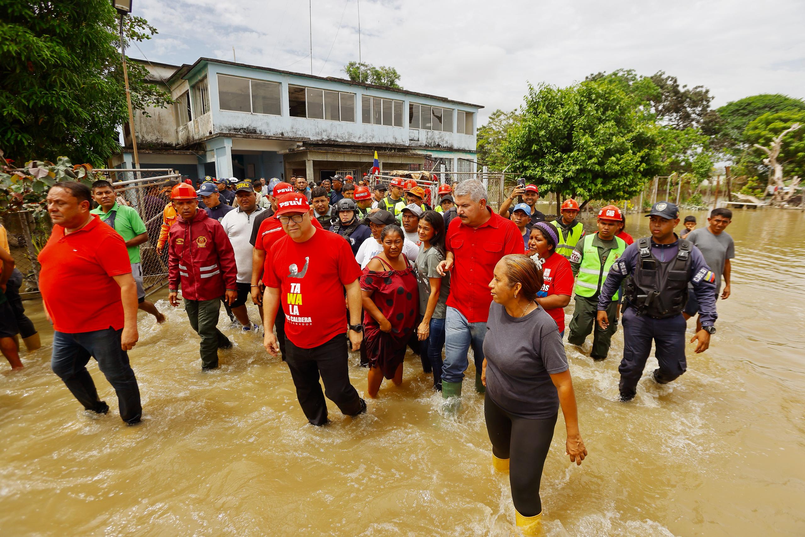  Zulia: Activan plan de atención en 16 comunidades afectadas por las lluvias en el Sur del Lago